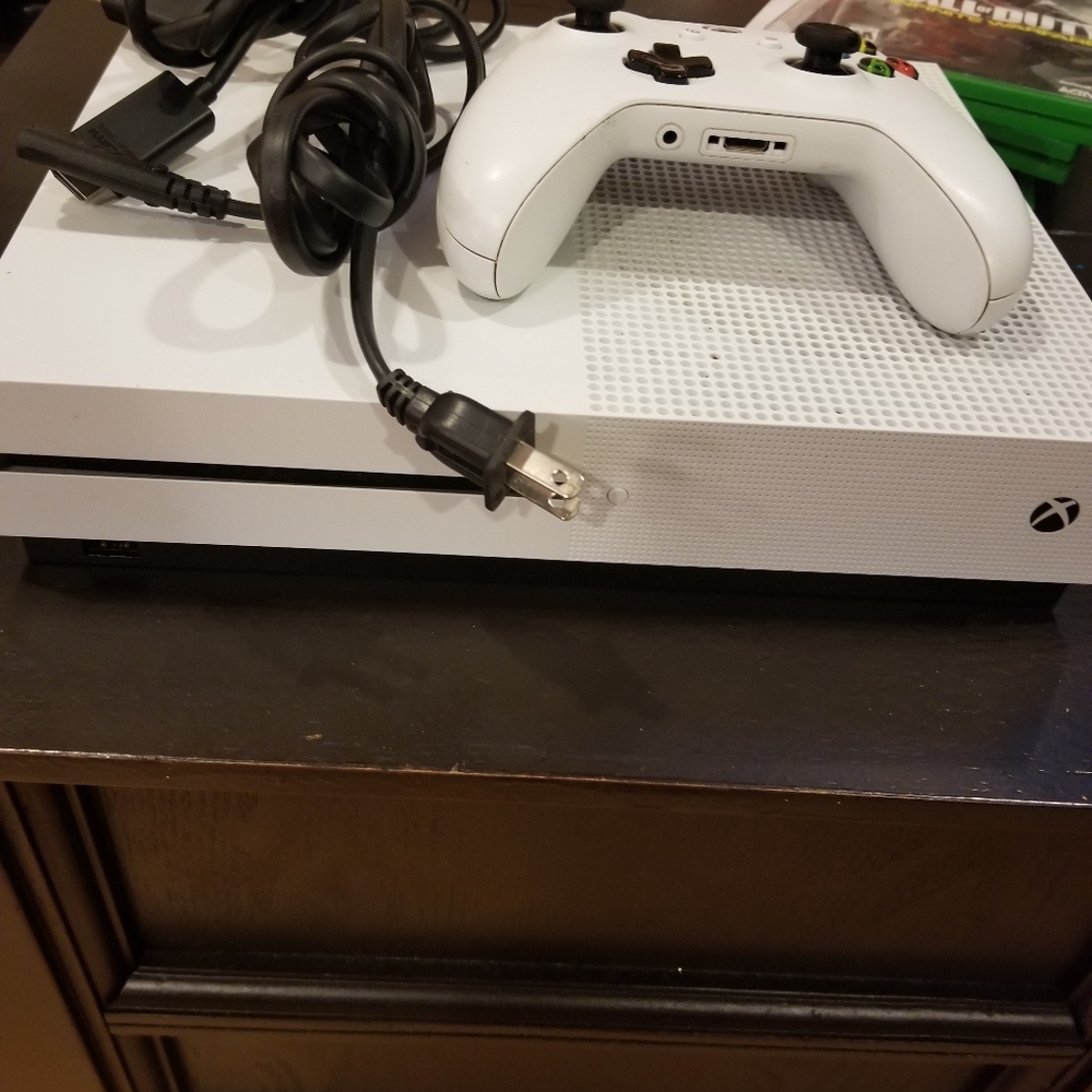 Xbox console - Picture 8 of 8